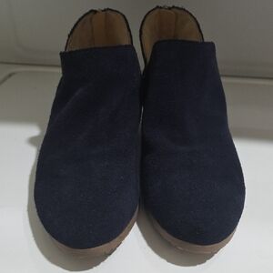Reaction Kenneth Cole Navy Suede Slip-On Mules